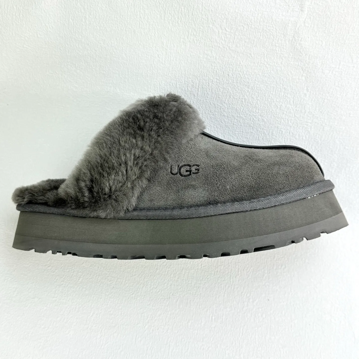 Self-pickup 💰400 2550 Thick-soled wool slippers (star slippers plus version) Comfortable toe-toe style, can be worn at home, wool slippers can be worn outside, cow split upper, Longfeng moccasin wool lining, original three-layer combination outsole, light and comfortable on the foot, only the top version, oil edge craftsmanship is exquisite! Color: maroon gray sand antelope brown black code number: 35-41